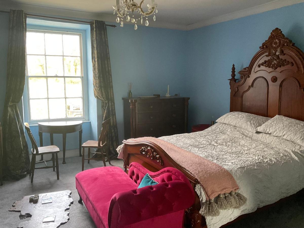 Ynyswen Bed & Breakfast Nantgaredig ภายนอก รูปภาพ