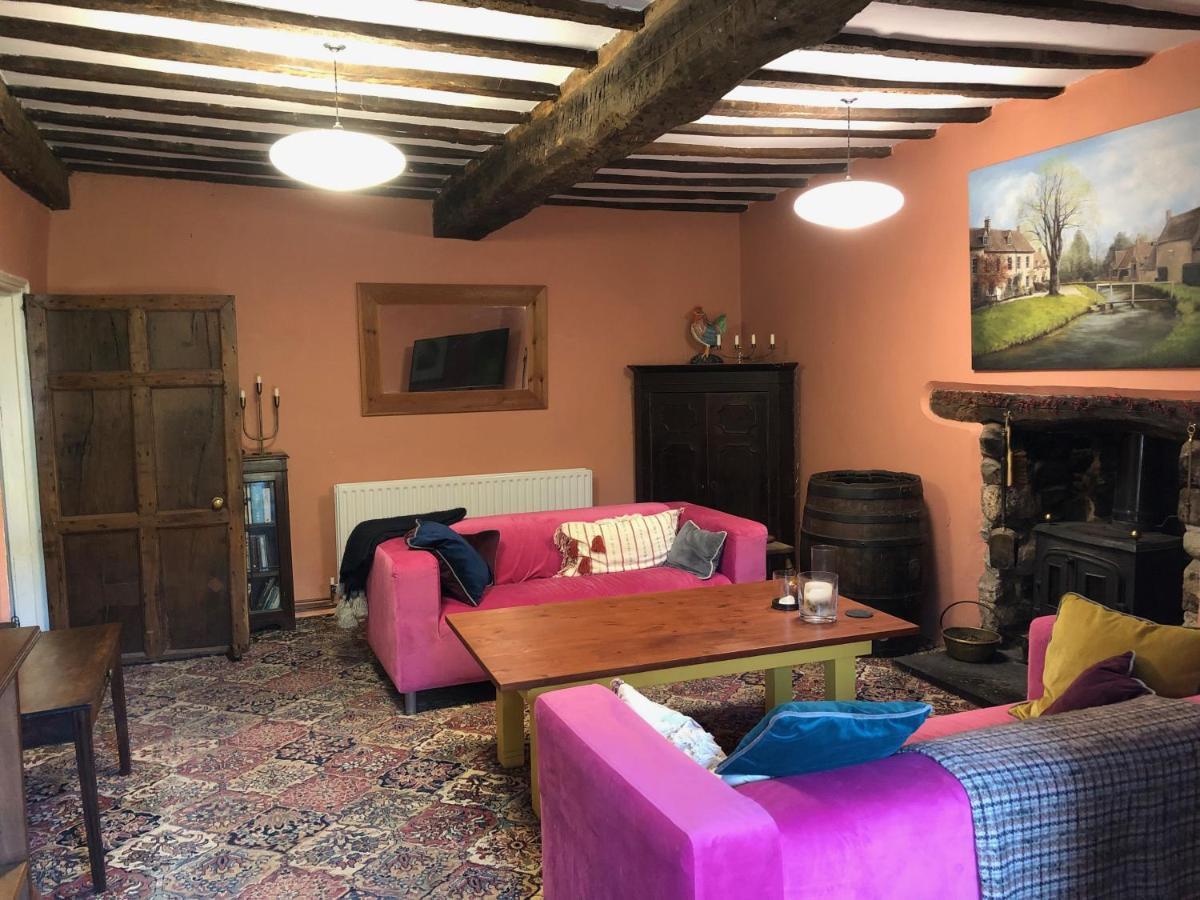 Ynyswen Bed & Breakfast Nantgaredig ภายนอก รูปภาพ
